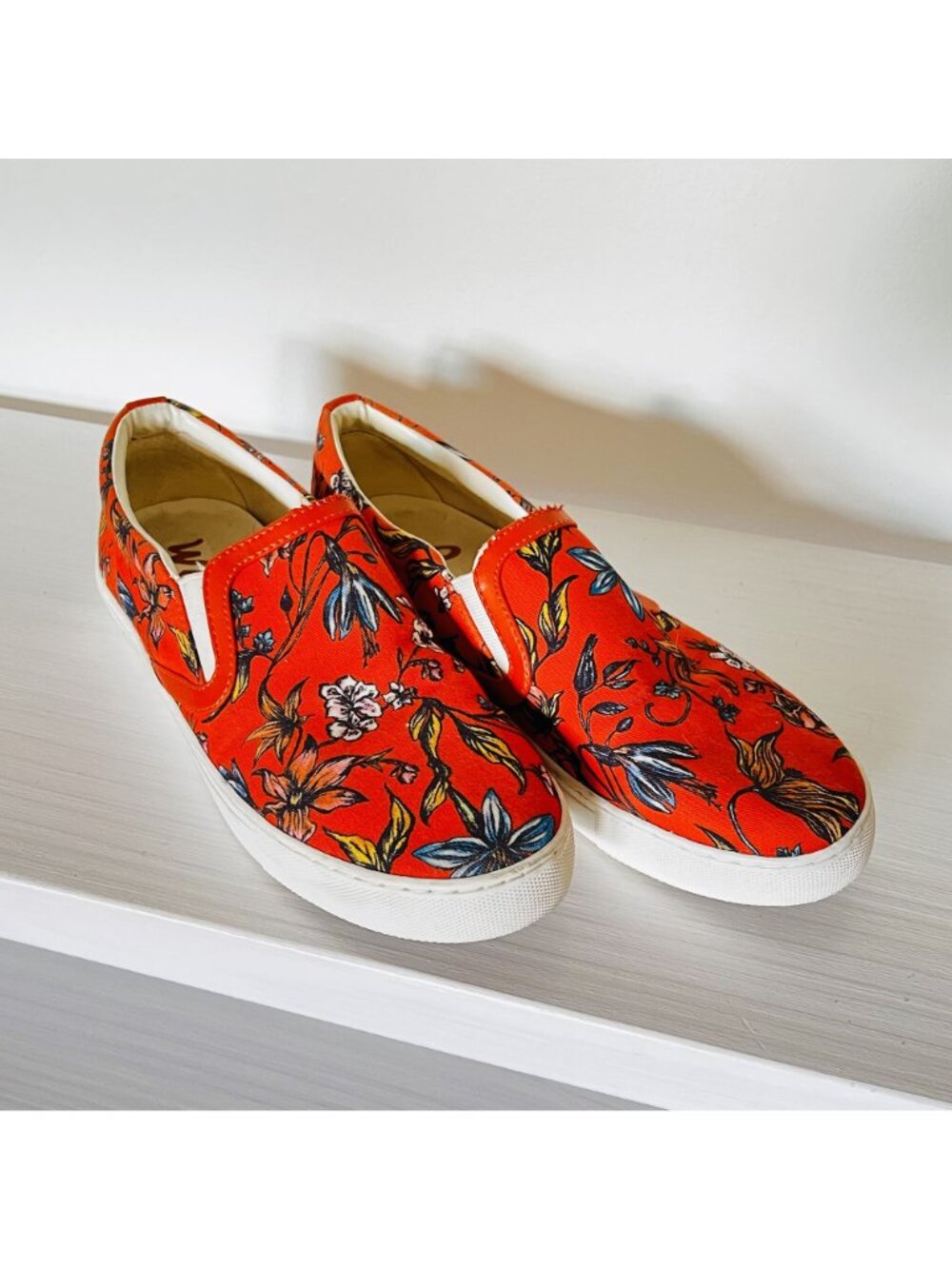 Sam Edelman Pixie Orange Floral Slip-On Sneakers Spring Summer Boho Chic Sz 8.5 - Picture 2 of 8